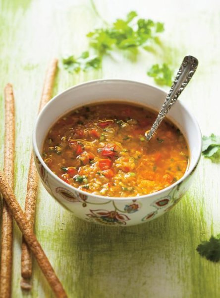 Soupe aux lentilles et aux poivrons rouges