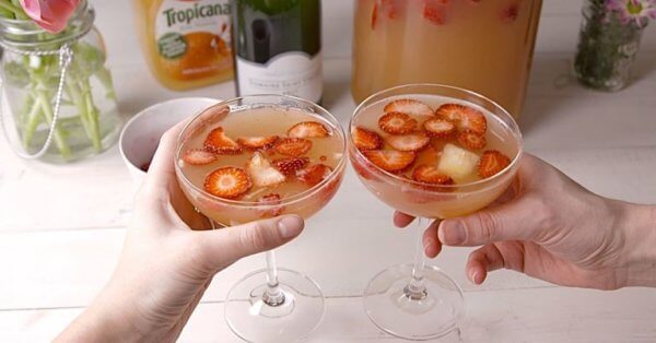 sangria mimosa de Delish